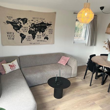 Vakantiehuisje Zeegeluk Vlakbij De Kust Sint Maartensvlotbrug Ngoại thất bức ảnh
